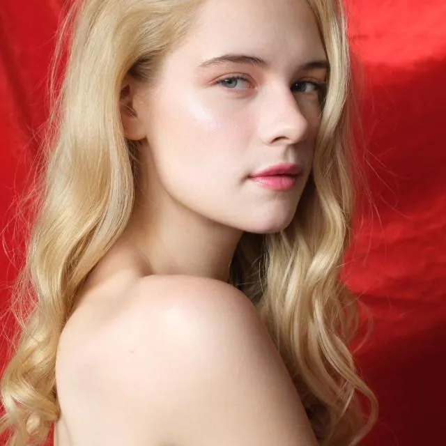 Greta Barthel - Model & Modelagent (Castings) beauty fashion WhatsApp Channel